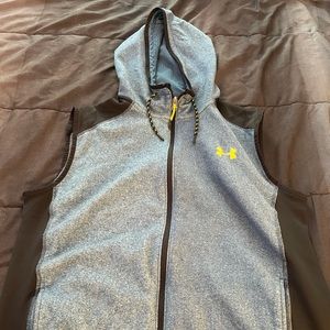 Under Armour adult L blue sleeveless hoodie